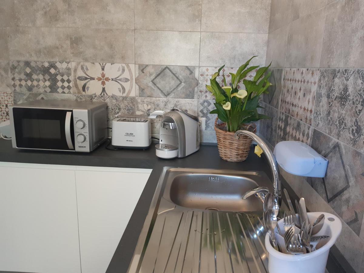 אלגהרו Il Giardino Fiorito Casa Vacanze מראה חיצוני תמונה