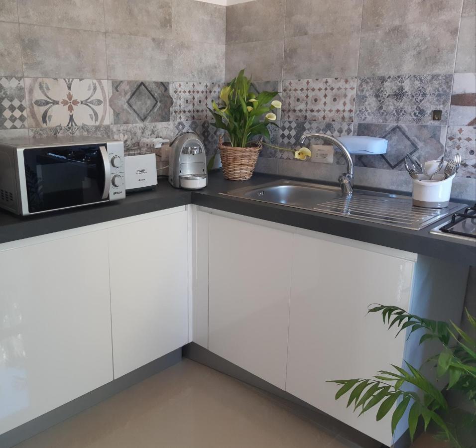 אלגהרו Il Giardino Fiorito Casa Vacanze מראה חיצוני תמונה